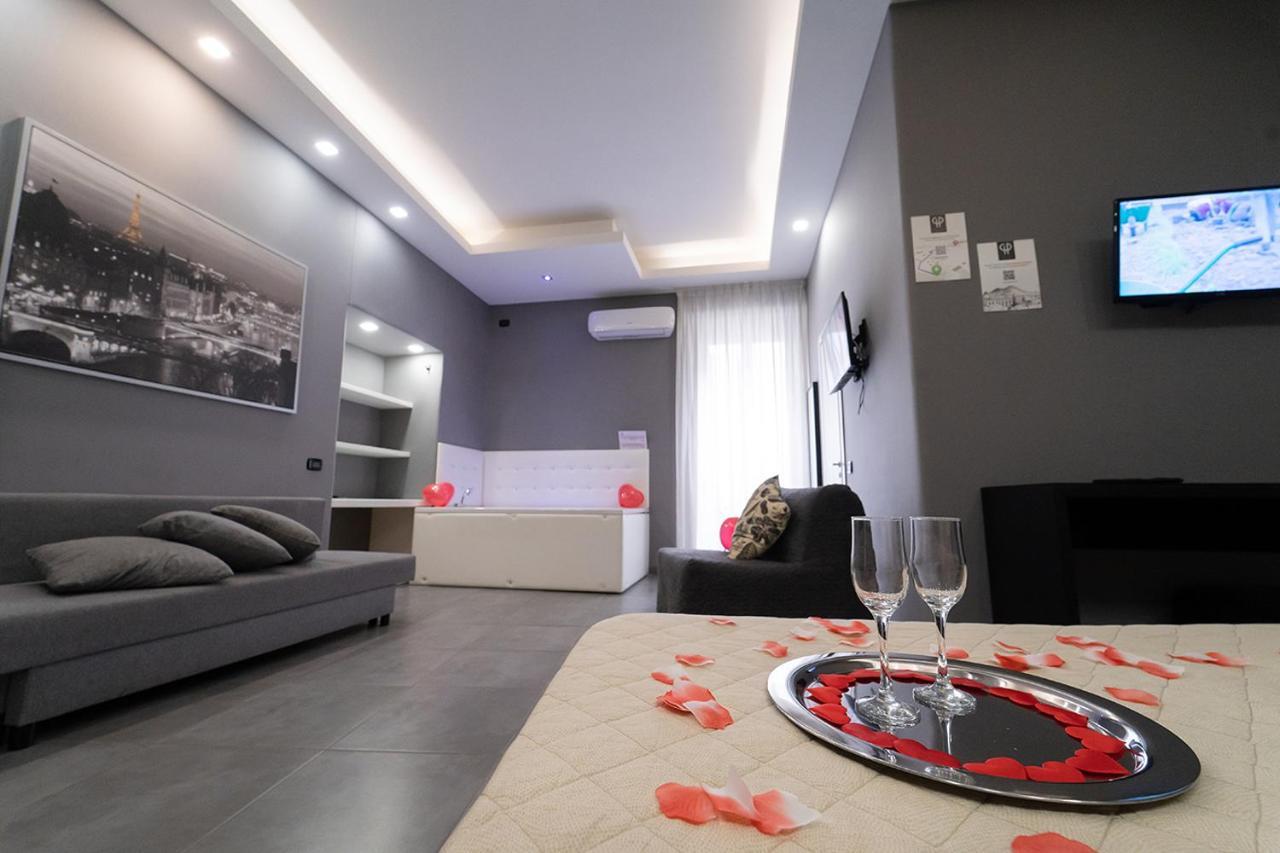 Hotel Royal House Napoli Centro Extérieur photo
