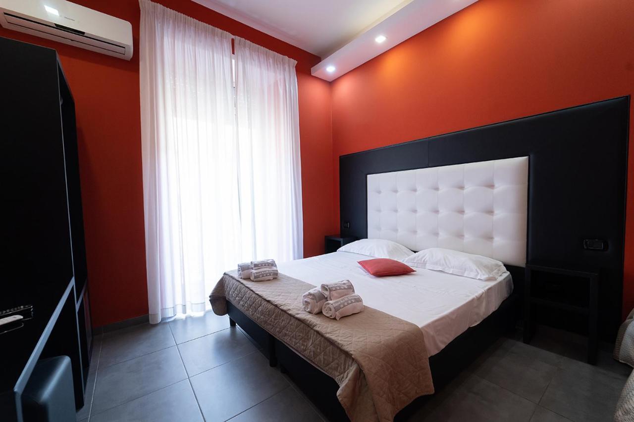 Hotel Royal House Napoli Centro Extérieur photo