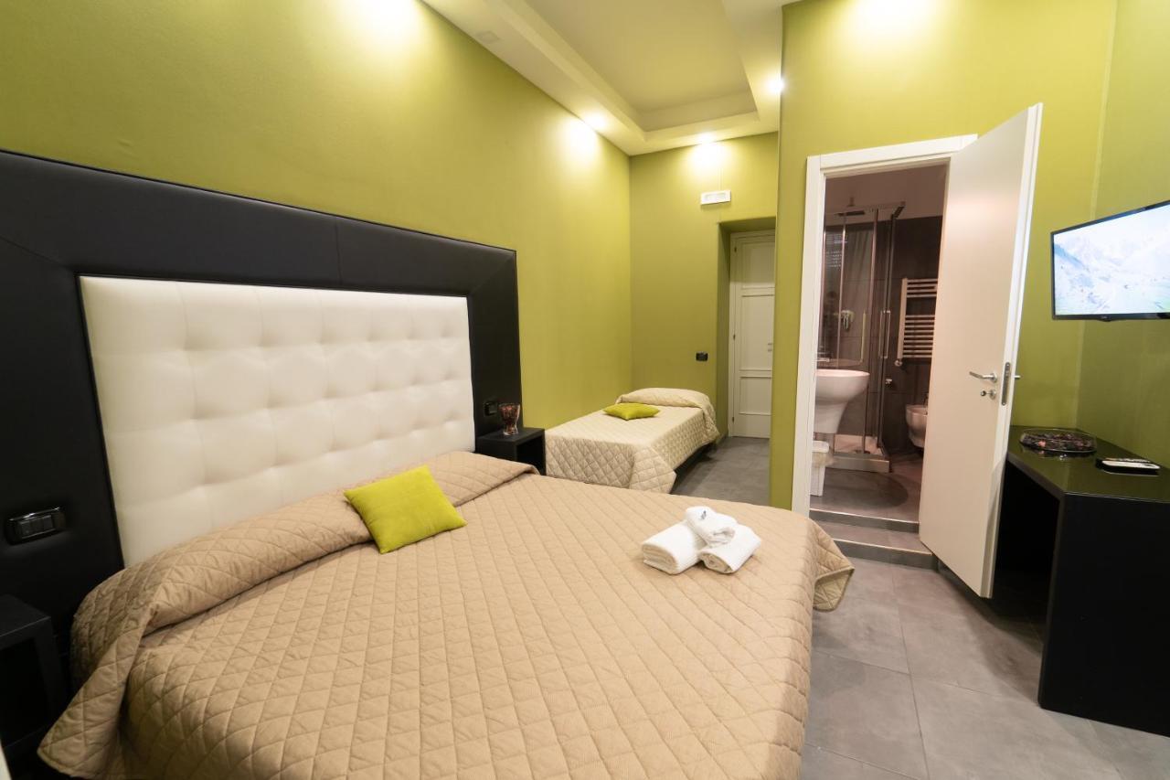 Hotel Royal House Napoli Centro Extérieur photo