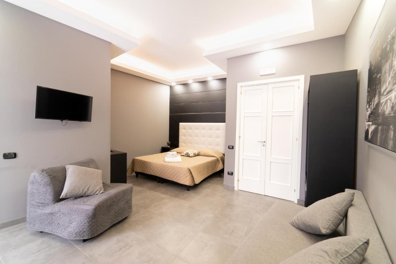 Hotel Royal House Napoli Centro Extérieur photo